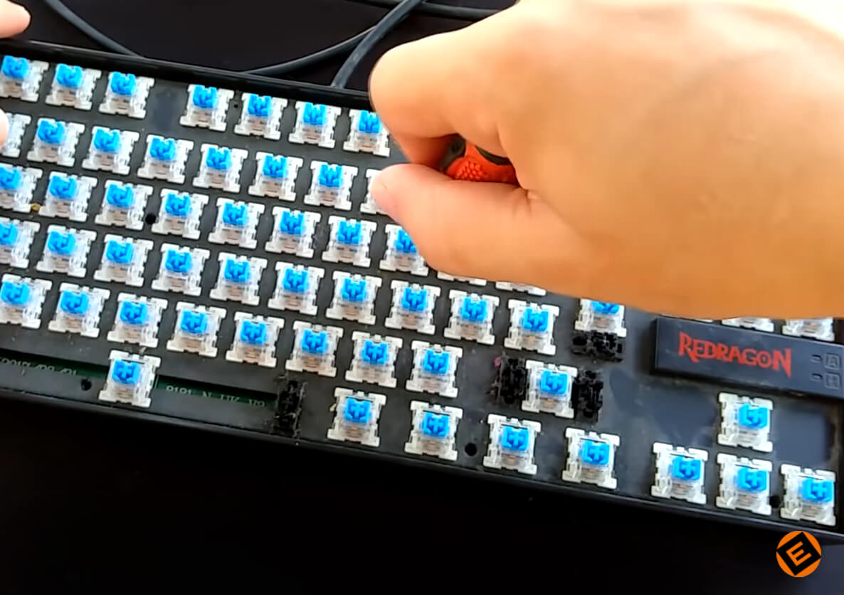 Cómo limpiar un teclado mecánico